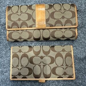 Coach Brown Signature Canvas Continental Wallet Set with Tan Trim RB0139